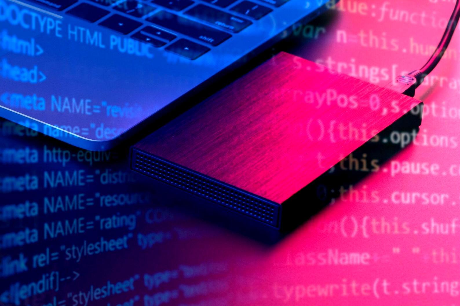 Modern oyun geliştirme stüdyosunda yaratıcı ekip çalışması